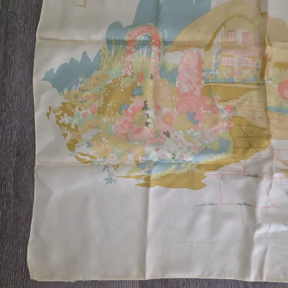 LIBERTY OF LONDON Silk Square Scarf Floral Garden Yellow Boho Mutlicolor 26